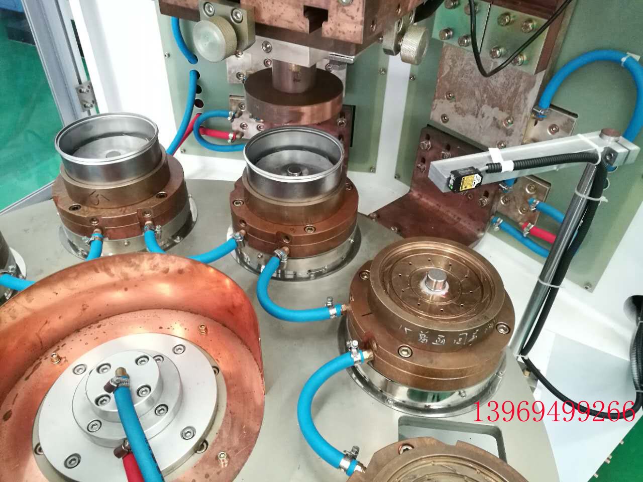 转盘式水泵叶轮专用聚能焊接机4.jpg